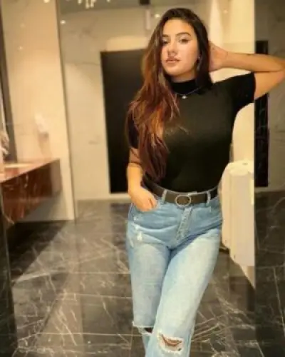 Escorts Salur